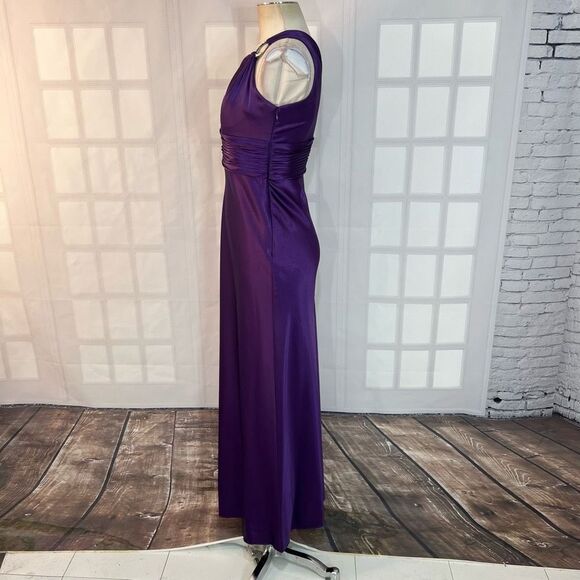 Adrianna Papell purple satin one shoulder rhinestone embellished gown size 4 - Picture 7 of 11